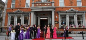 Matric ball in front of Westenra Arms Hotel